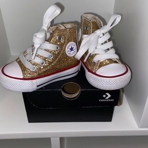 Baby girl infant sneakers
